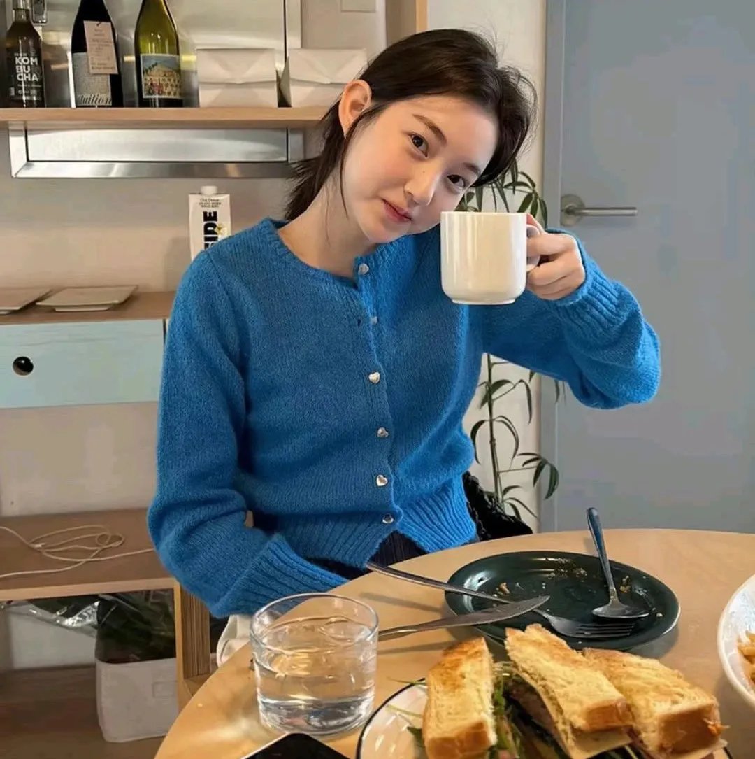 女孩舞步